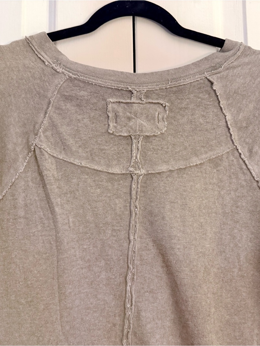 We The Free Gray Casual Top Stitch Detail Short Sleeve Shirt Size Large - Picture 3 of 6